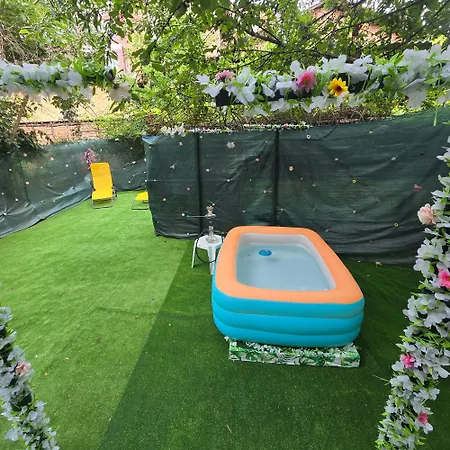 Apartment Happy House Garden *
